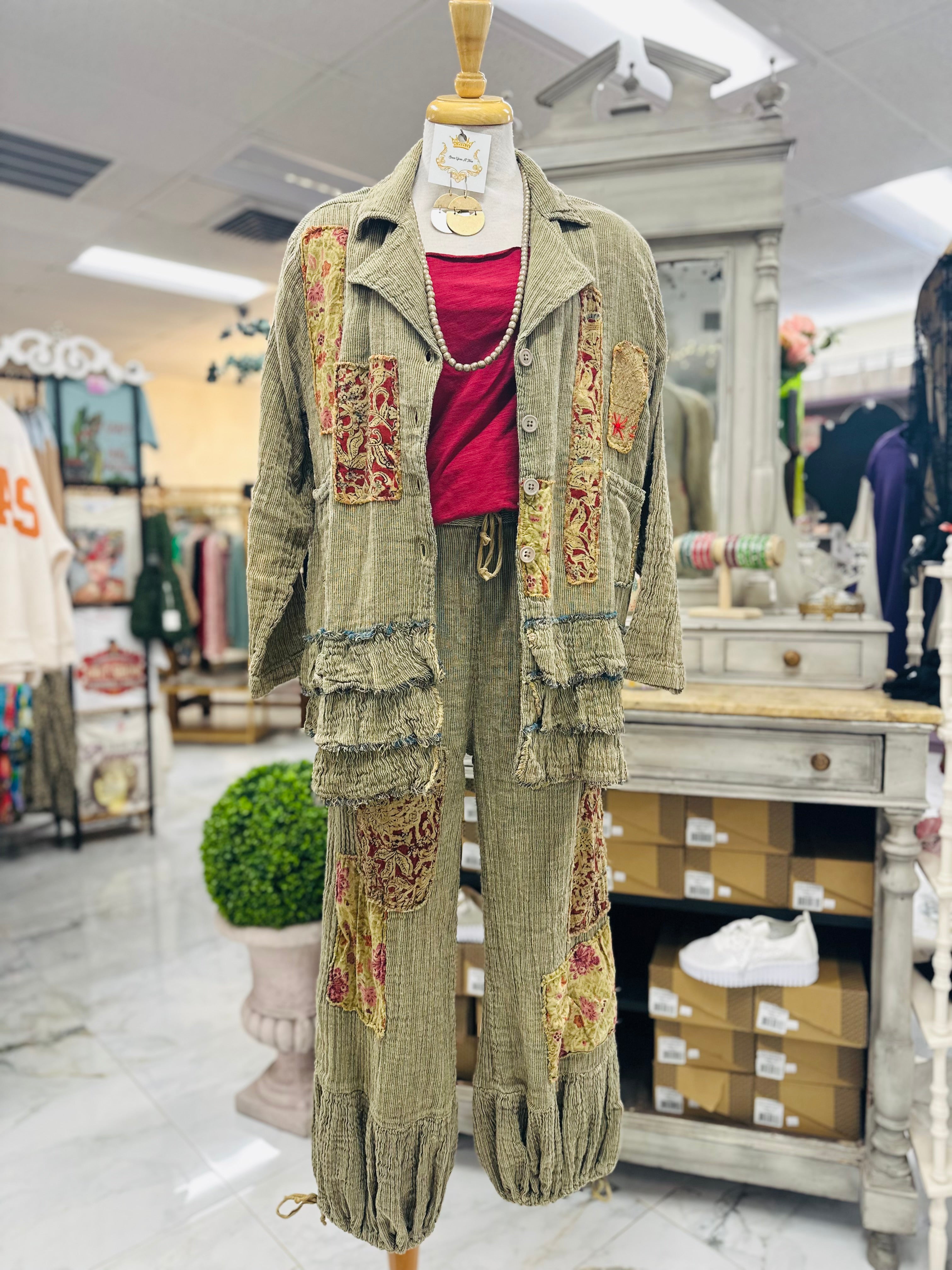 Soft Ruffle Jacket