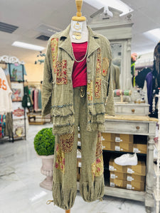 Soft Ruffle Jacket