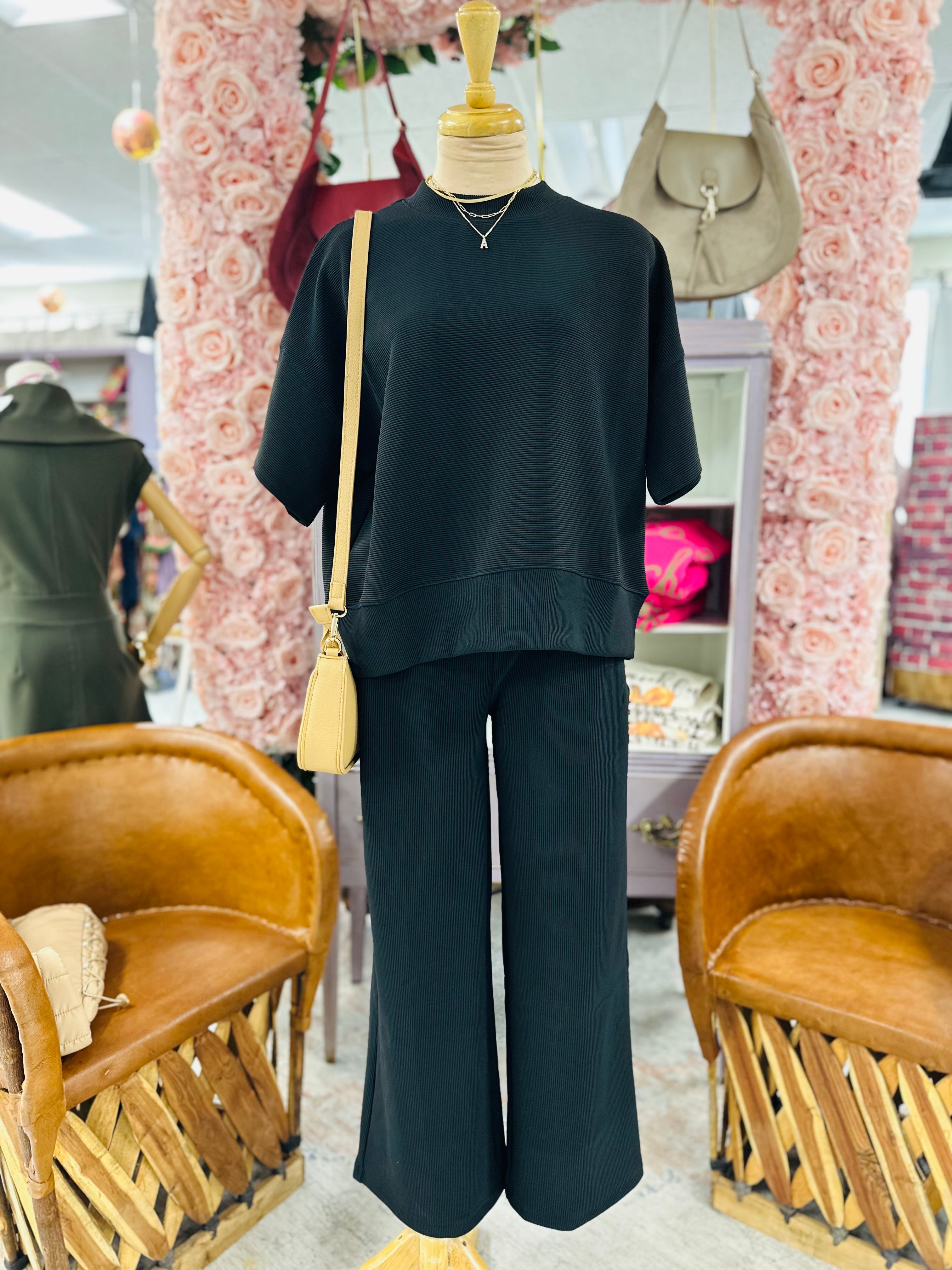 Tatum Black Tee/Pant