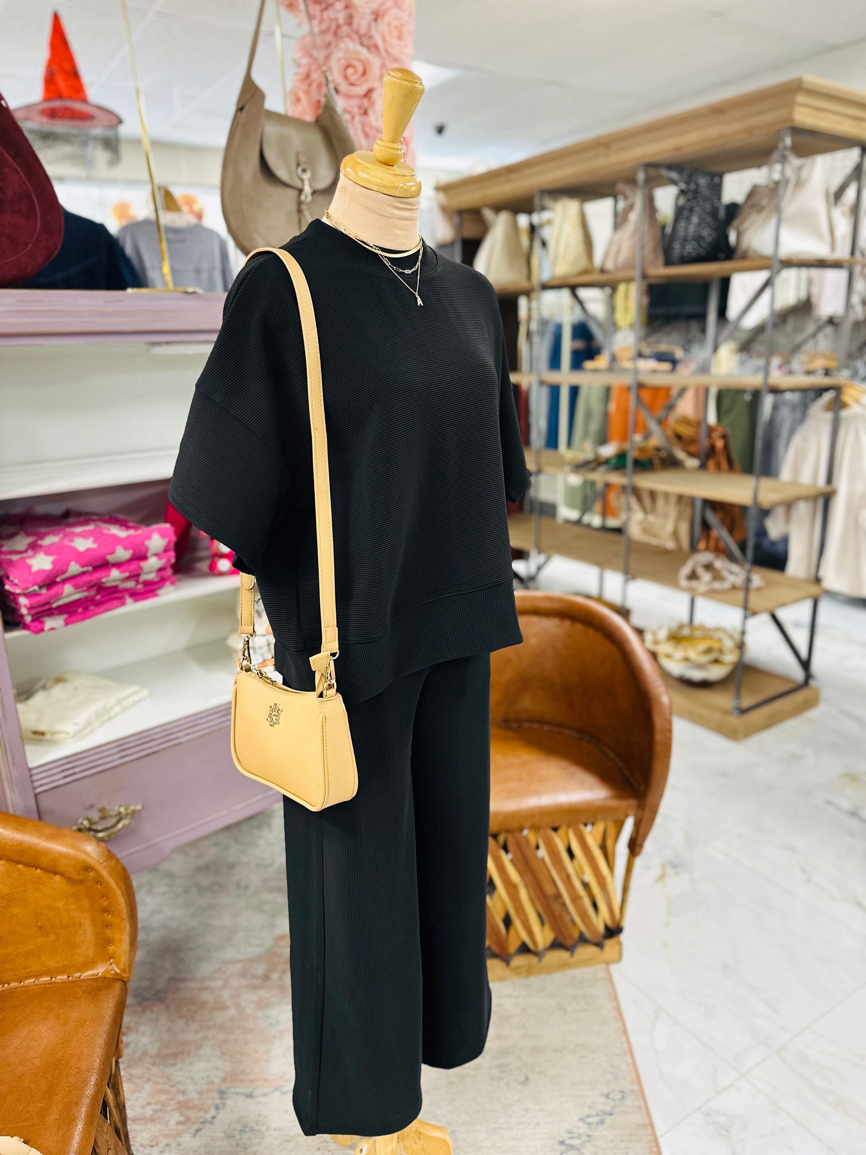 Tatum Black Tee/Pant