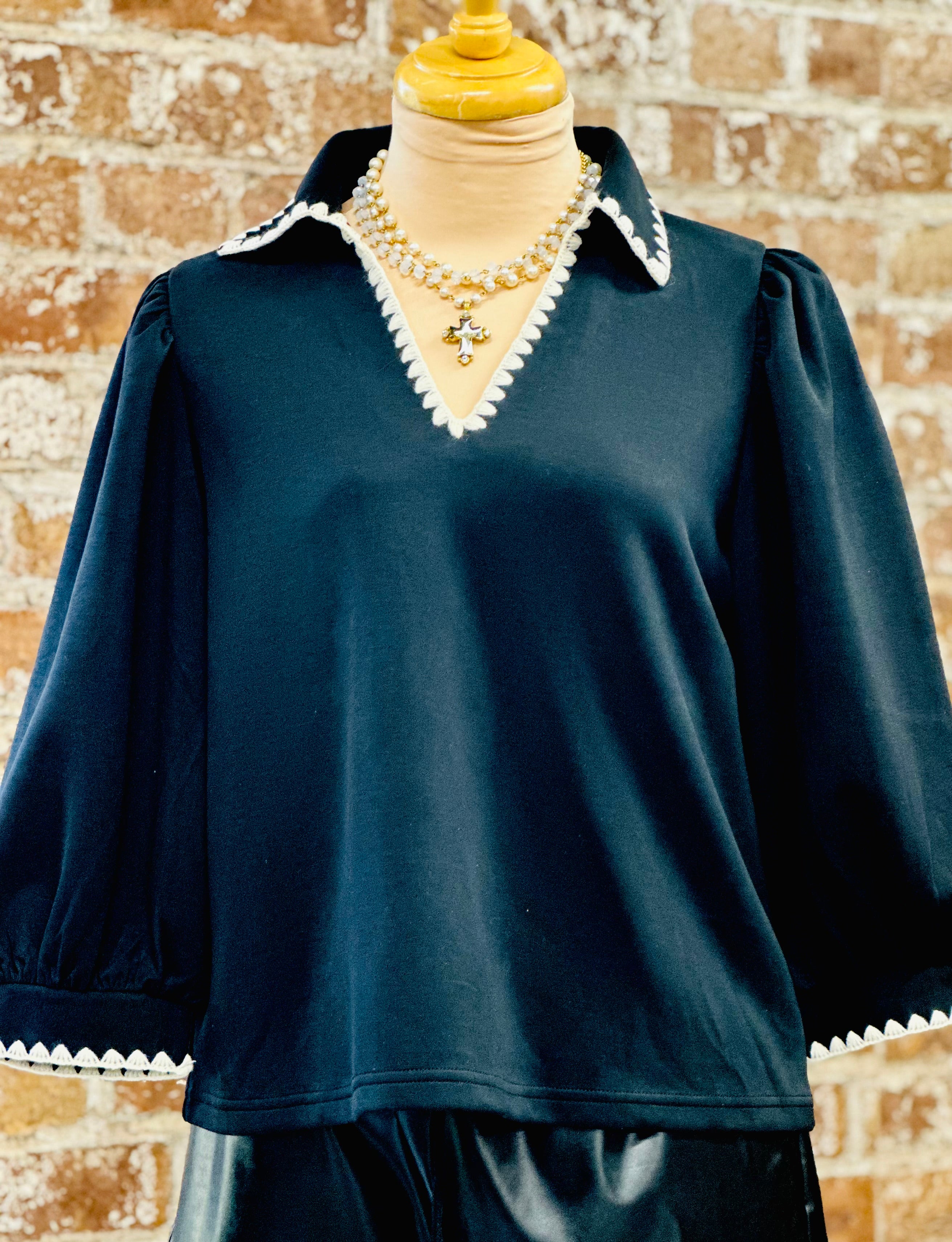 Lynn Black Top