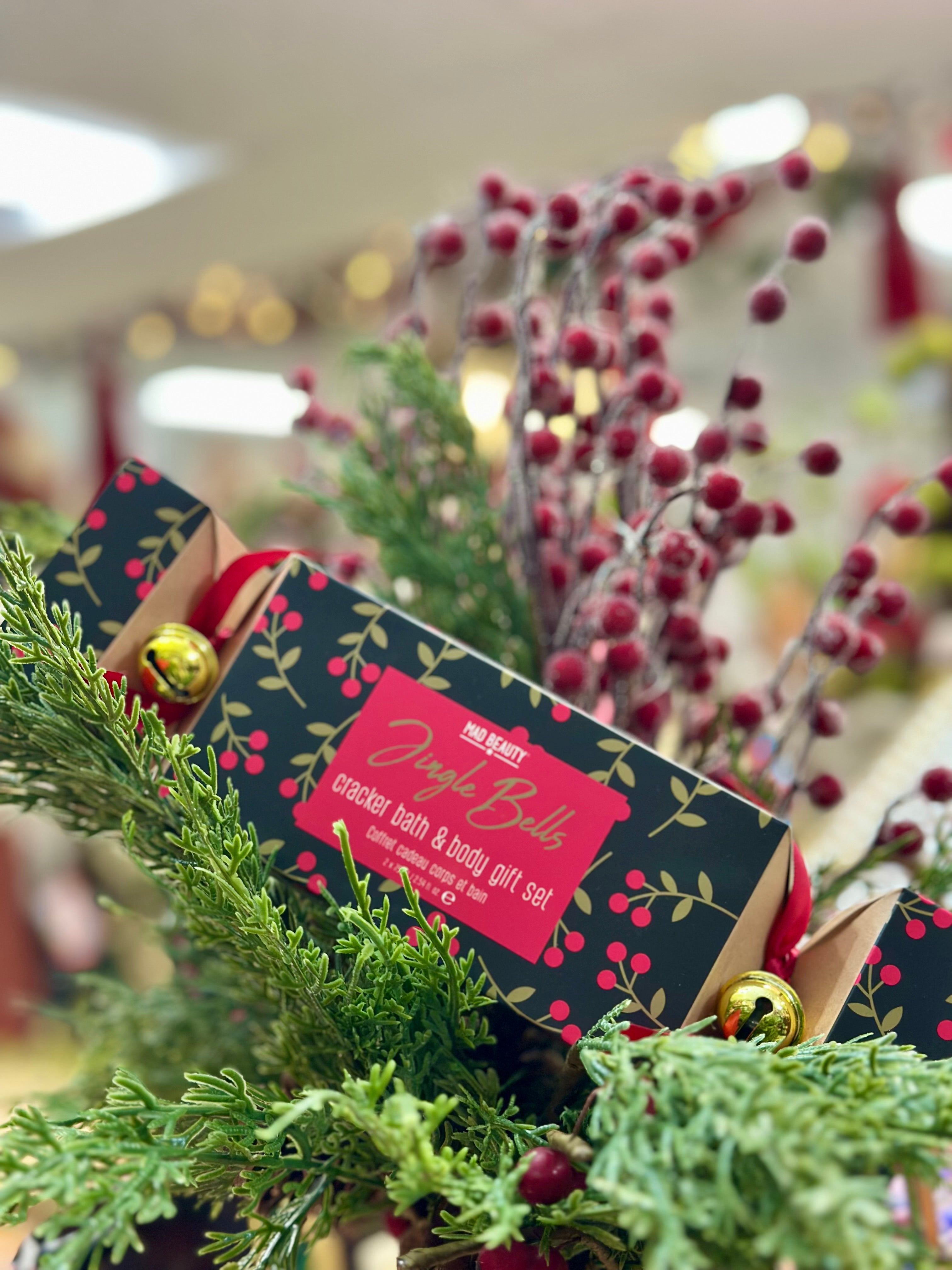 Jingle Bells Cracker Bath Set