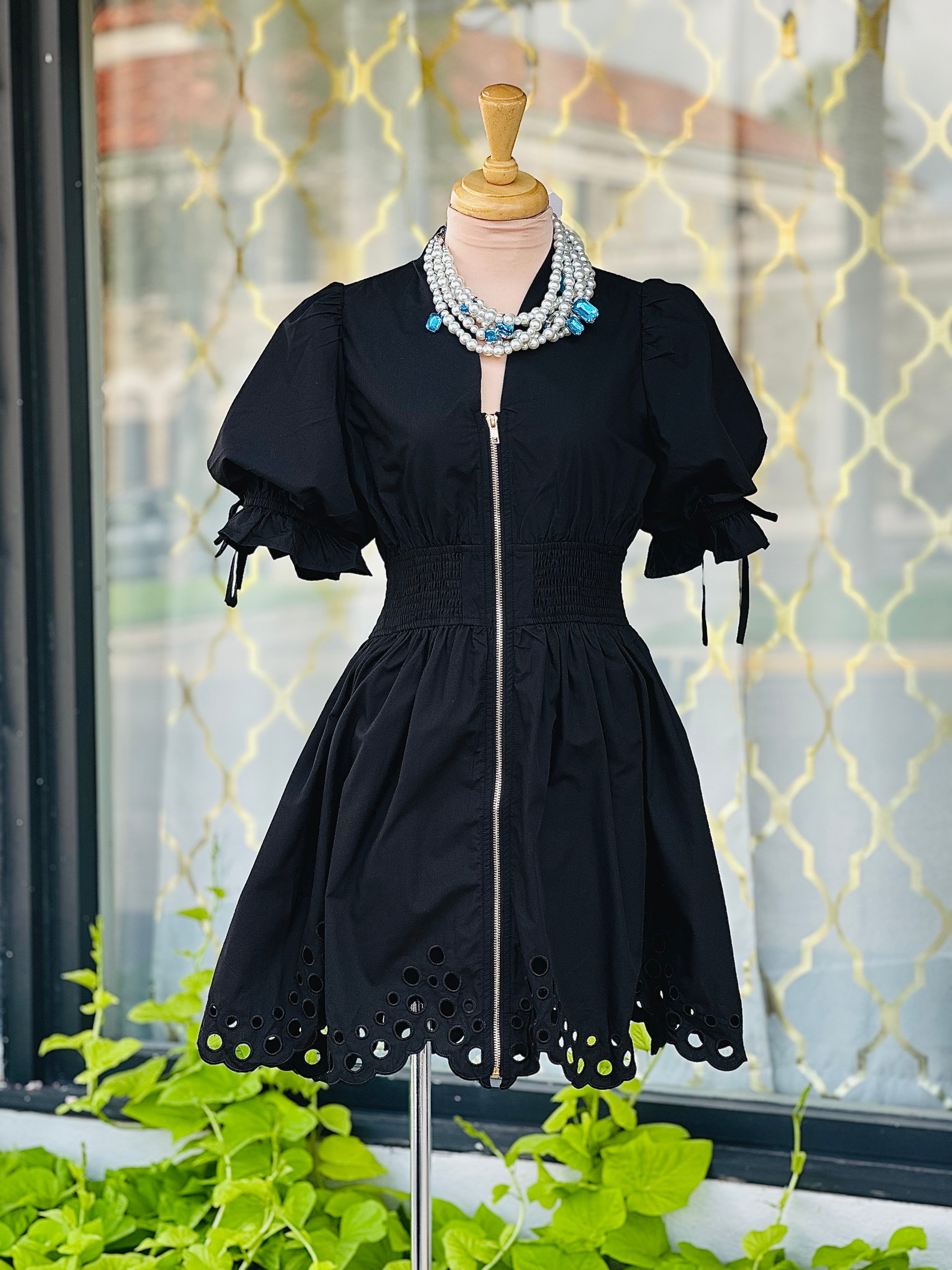 Nella Black Mini