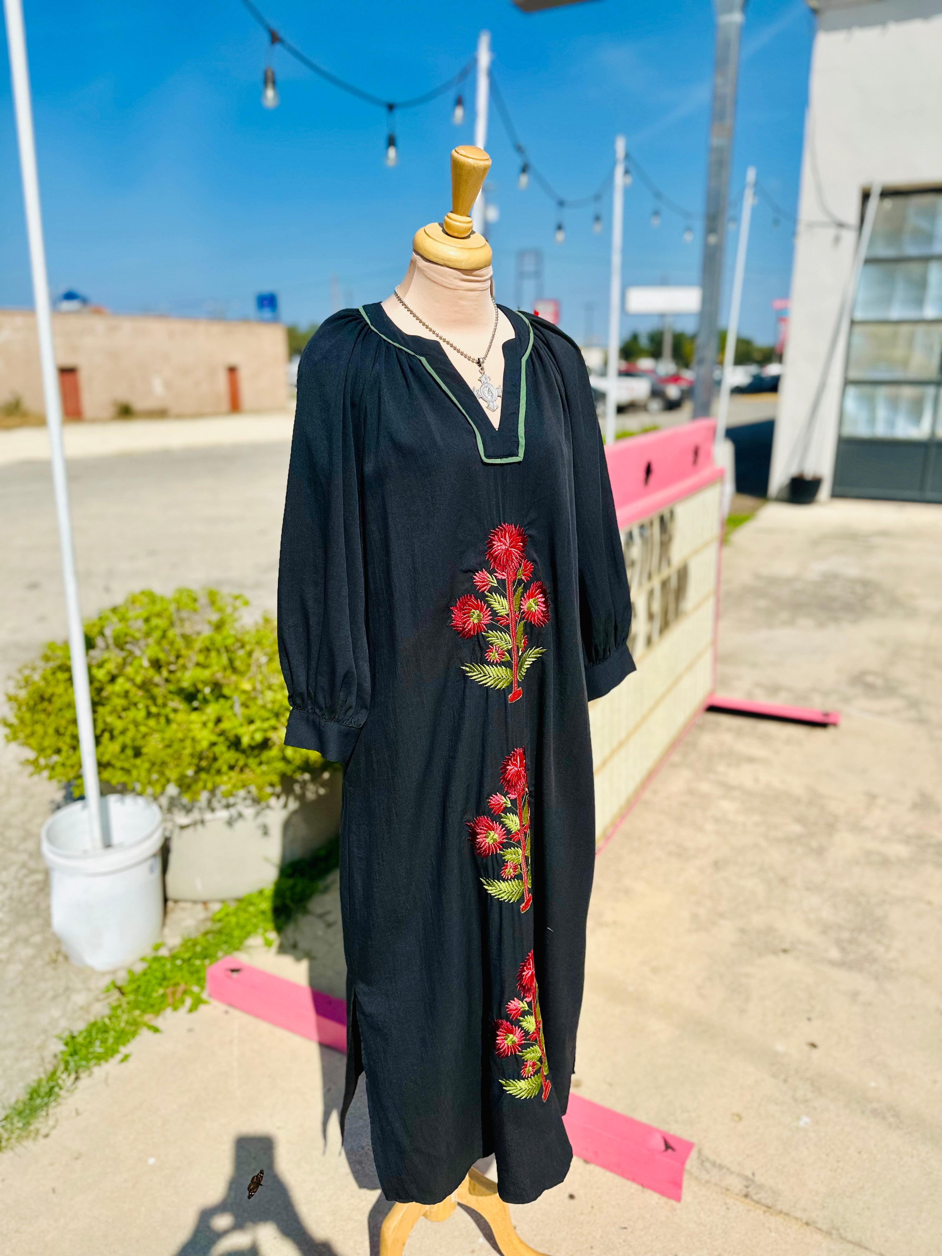 Sue Maxi Floral Black