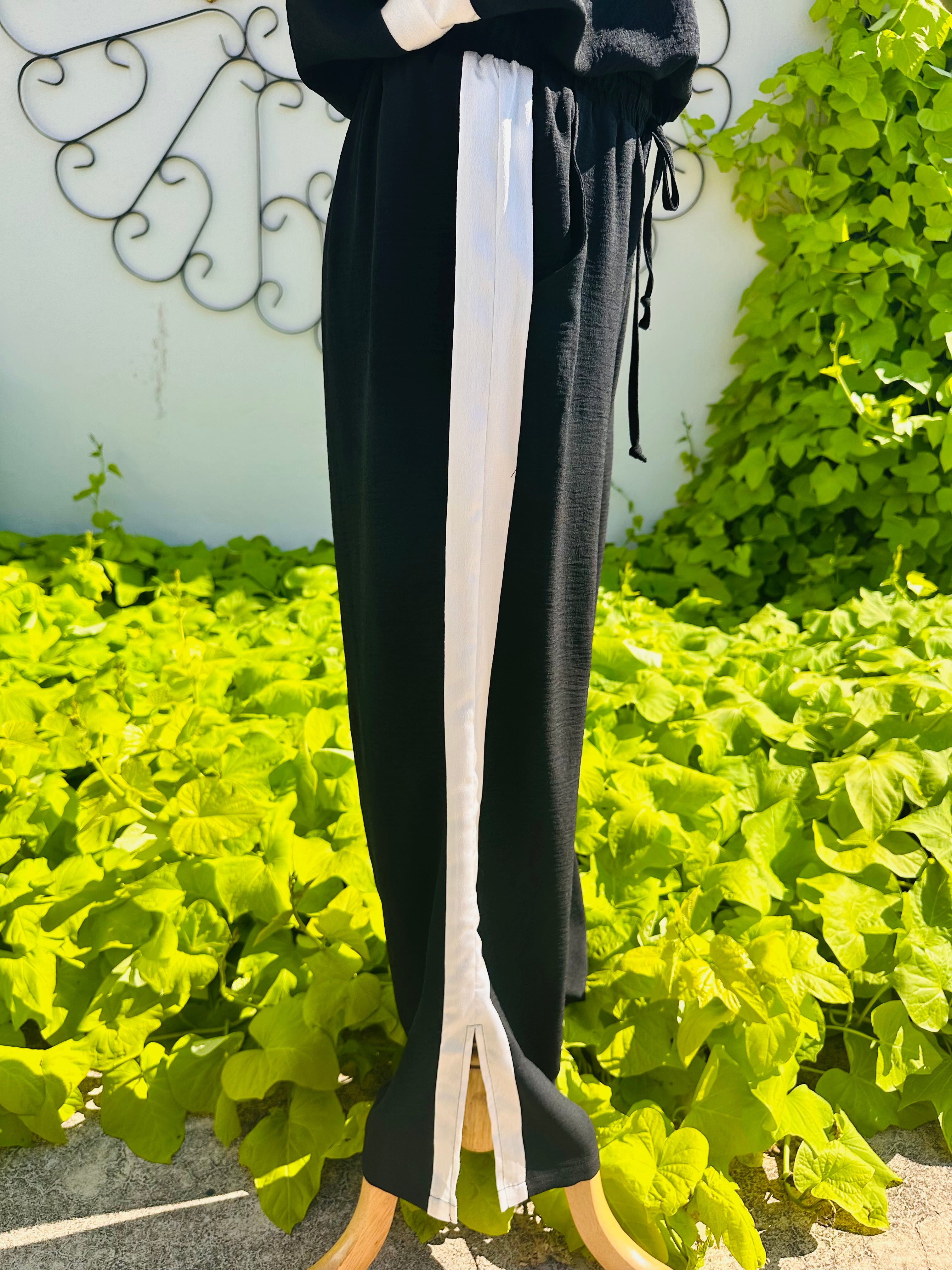 Sericie Black Pants
