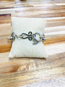 Silver Tone Hammered Round Chain Bracelet