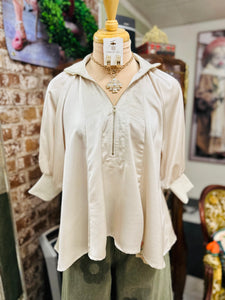 Merindah Cream Top