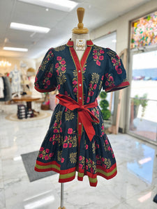 Nivea  Dress