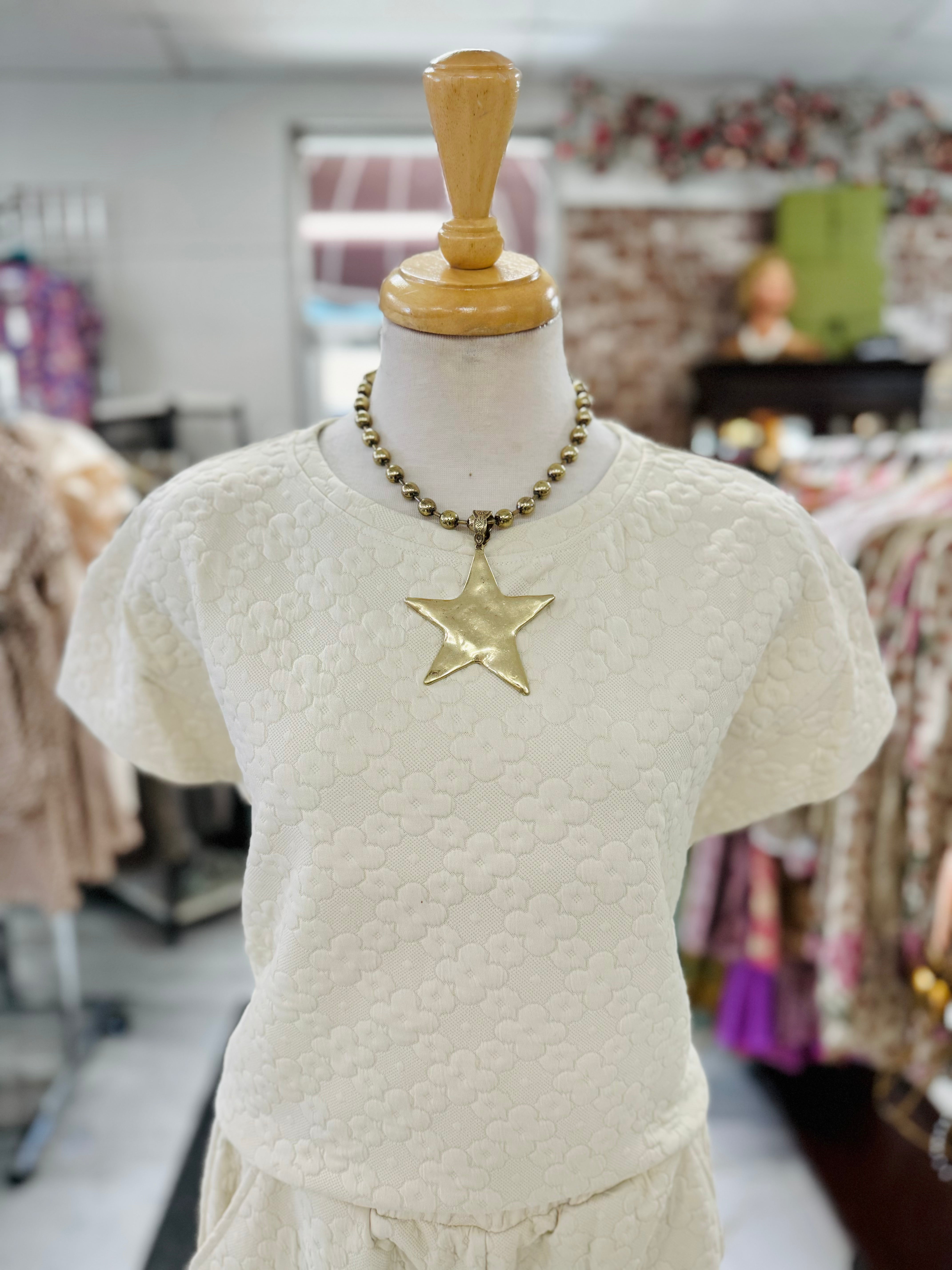 Daisy Flower Top Cream