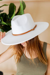 Western Hat w/ Belt-White